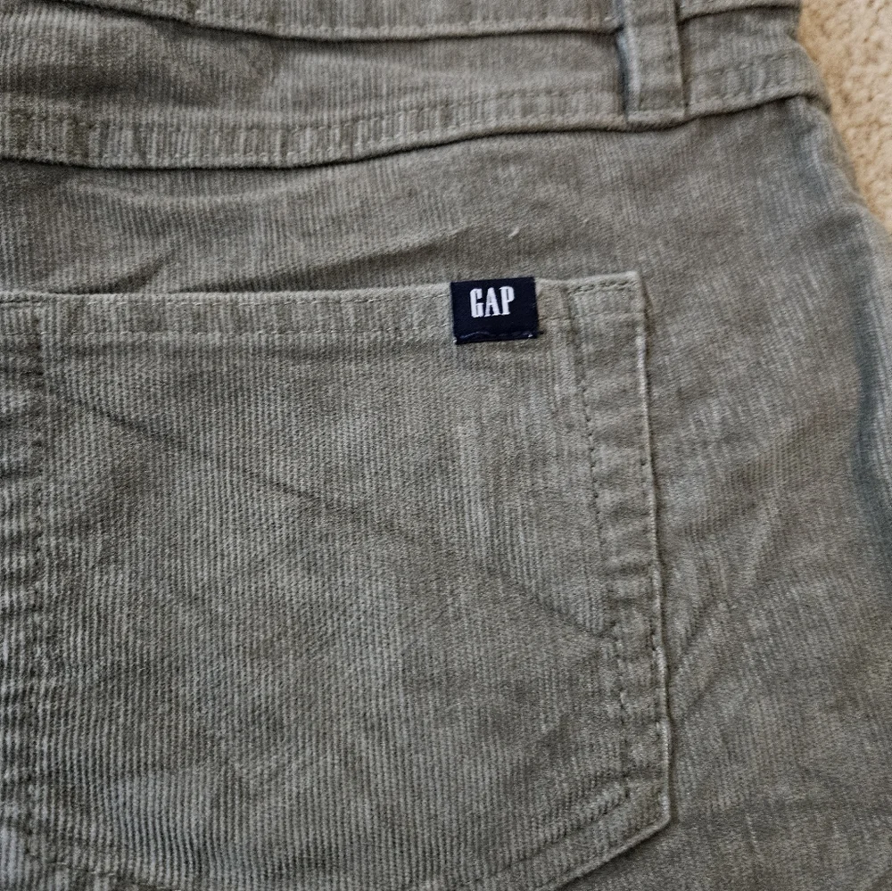 GAP women size